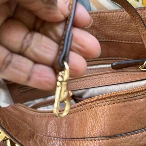 Michael Kors Cognac Leather Brooke Medium Tote/Crossbody Bag - Picture 9 of 11